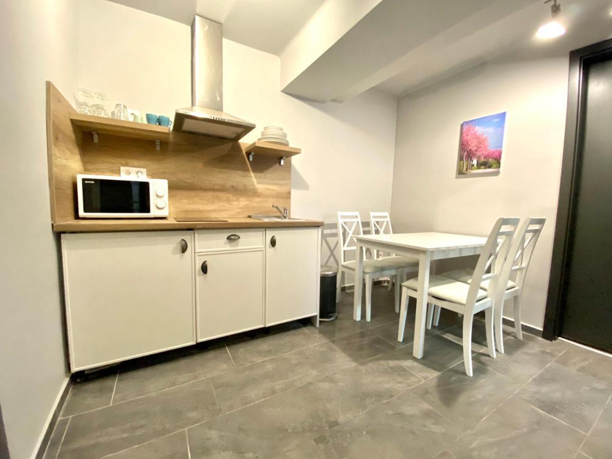Balkon Apartmanhaz Panzio Balatonfüred Exterior foto