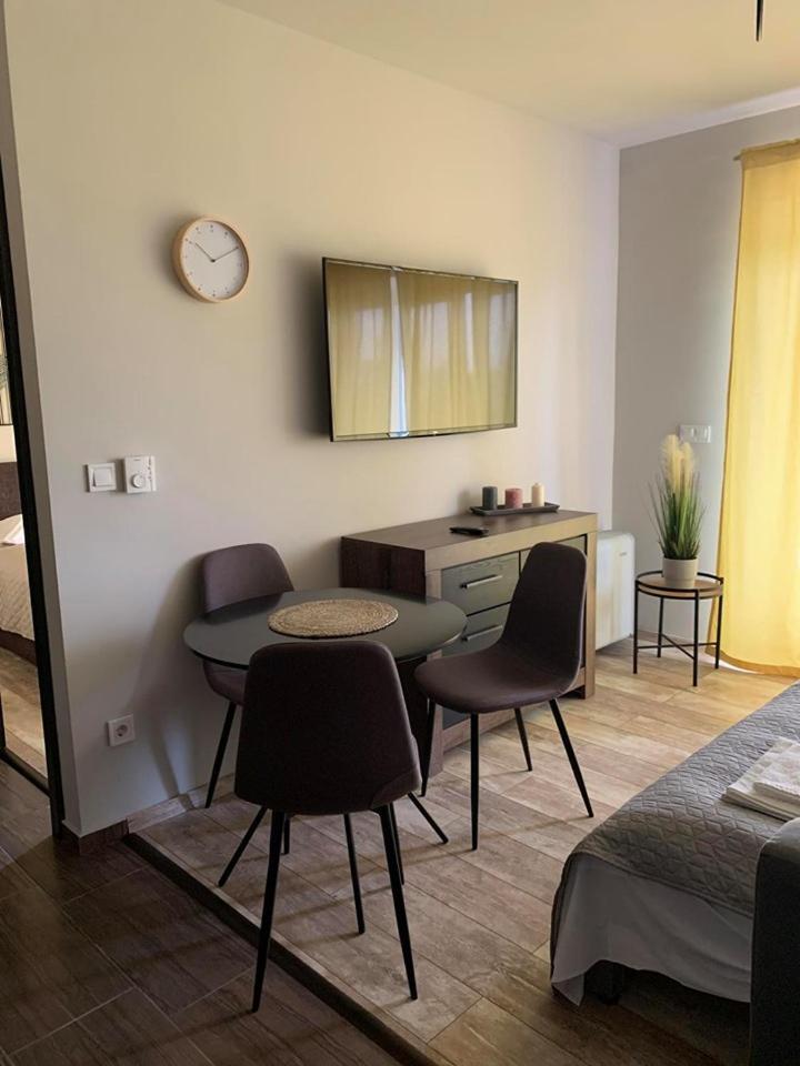 Balkon Apartmanhaz Panzio Balatonfüred Exterior foto