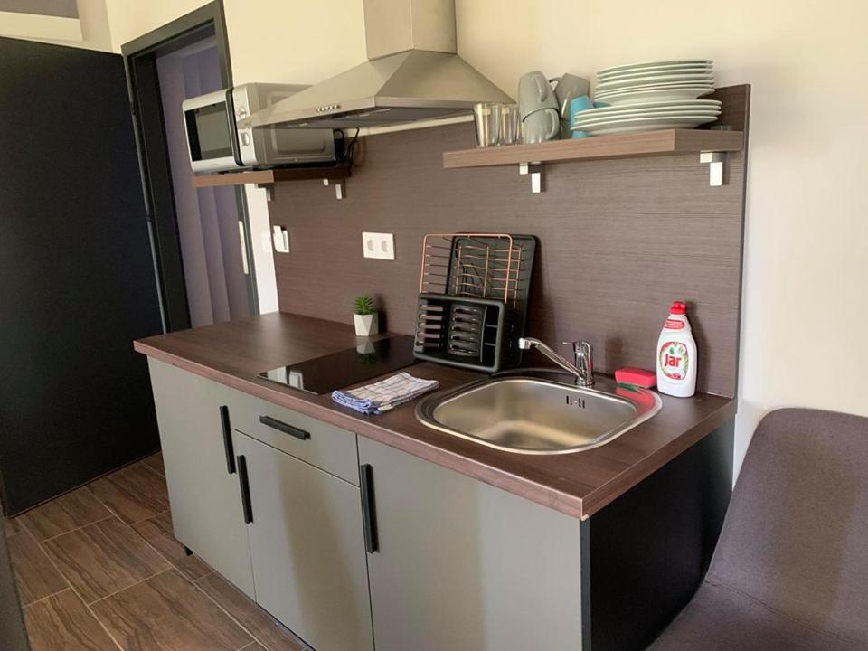 Balkon Apartmanhaz Panzio Balatonfüred Exterior foto