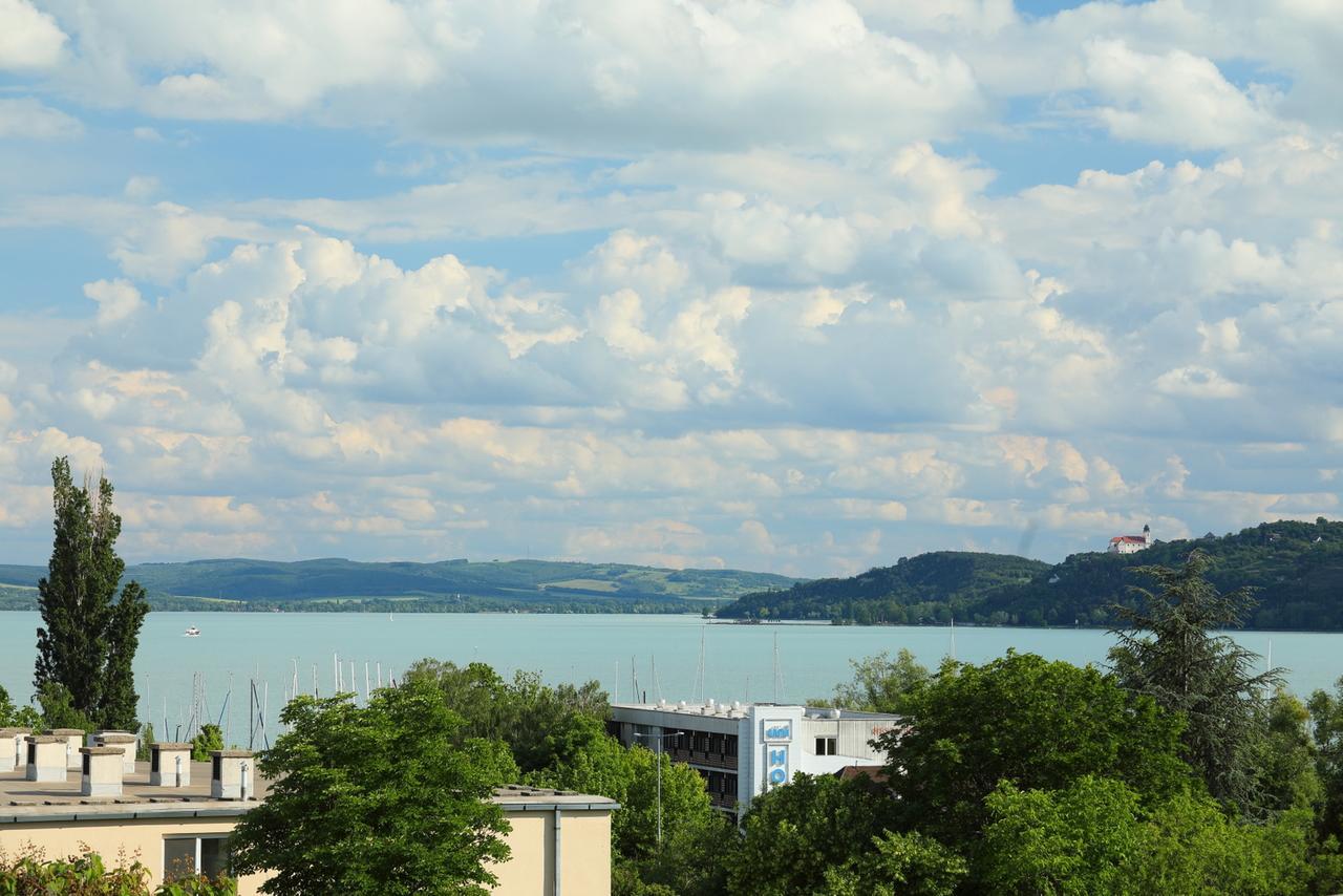 Balkon Apartmanhaz Panzio Balatonfüred Exterior foto